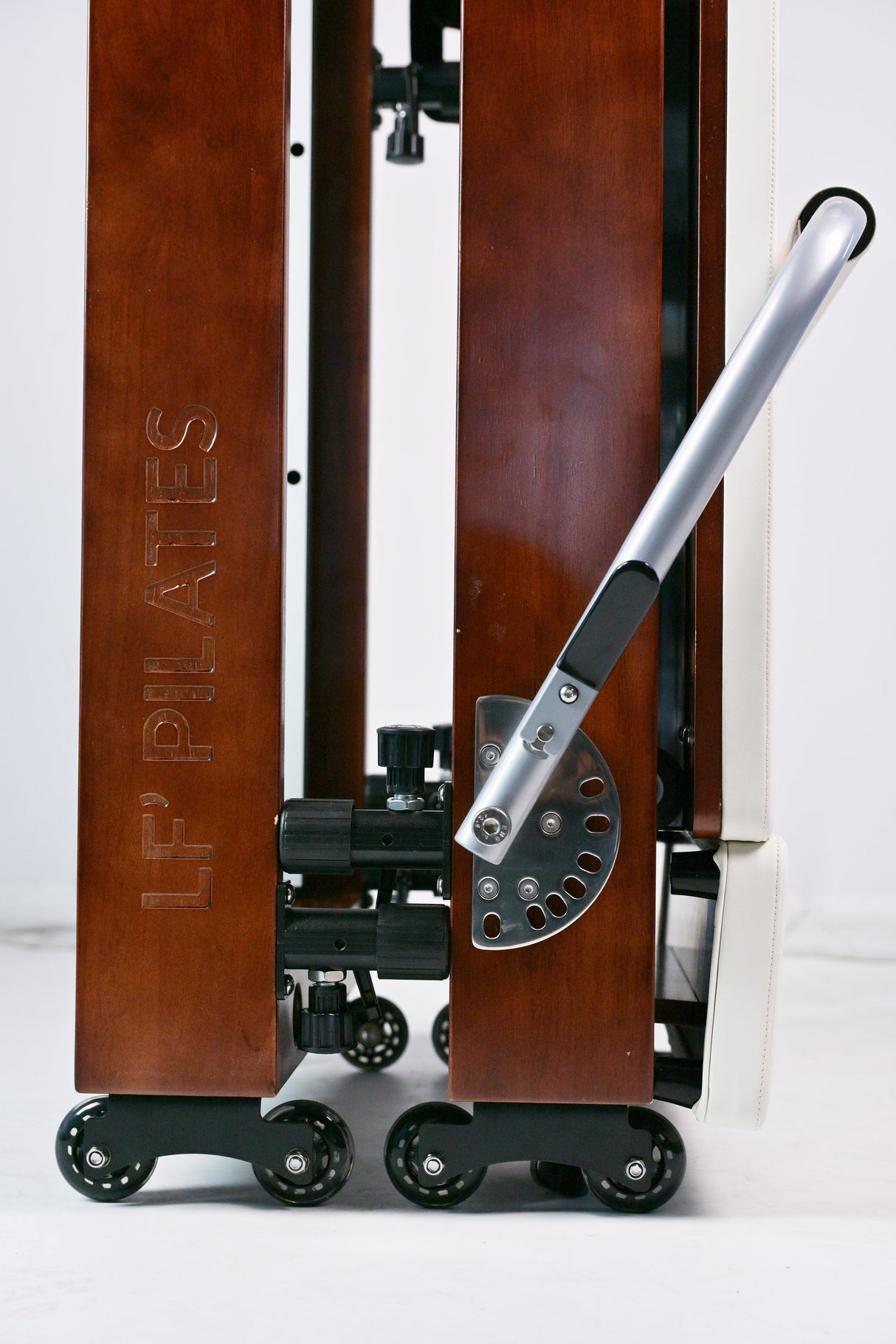 Reformer Pilates pliable en bois style italien | Chêne premium-Reformer-LF' Pilates-Leaderfit’ Equipement